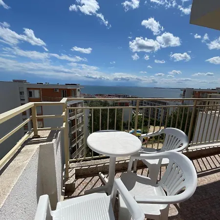 2B/2B Great Views Sea/Mountain From All Balconies. Апартамент Свети Влас